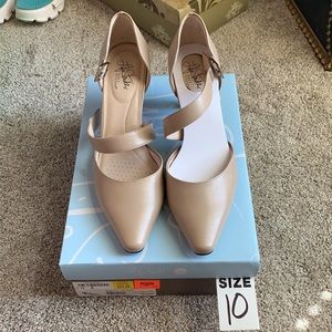 Life Stride Heels